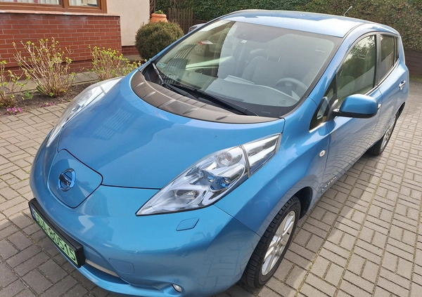 Nissan Leaf cena 29000 przebieg: 108600, rok produkcji 2013 z Gdańsk małe 121